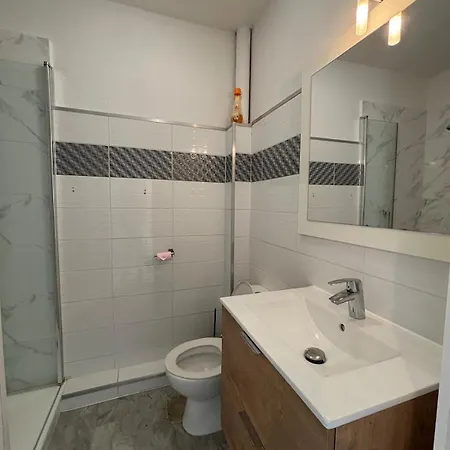 Apartment Manisa With Harbor View *